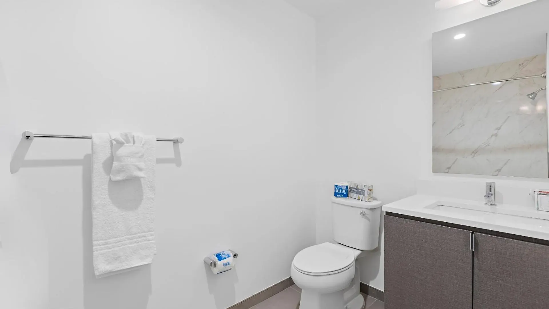 Global Luxury Suites Downtown White Plains Apartment