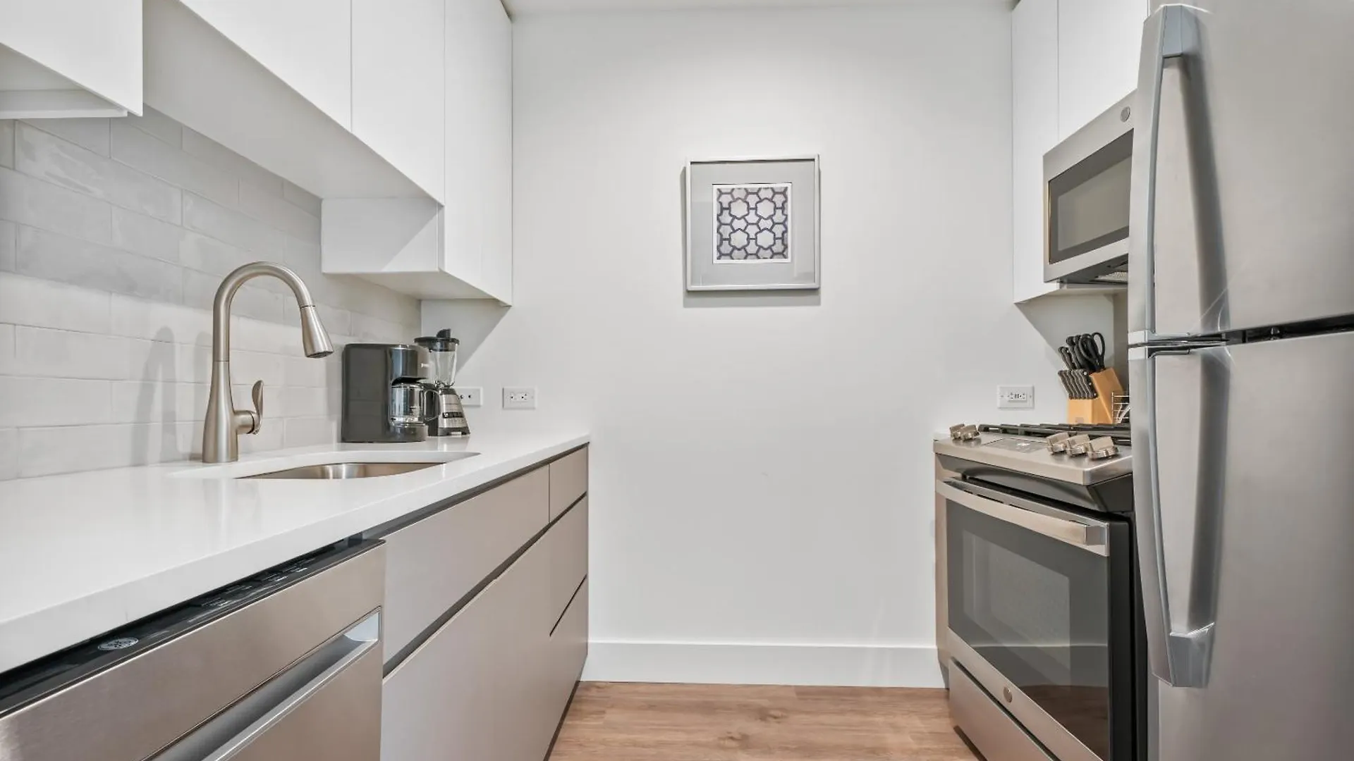 Global Luxury Suites Downtown White Plains