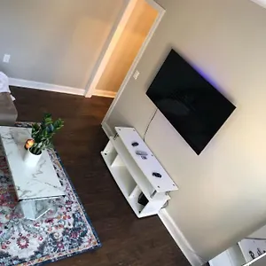  Apartment Modern Comfy Renovated
